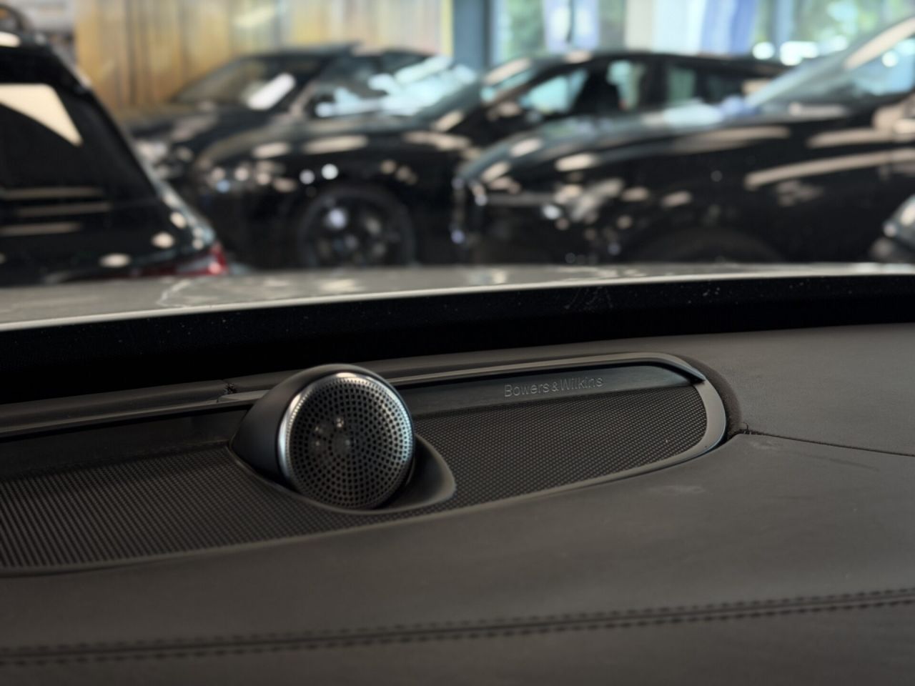Volvo XC90 | 16