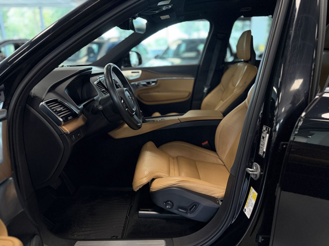 Volvo XC90 | 7