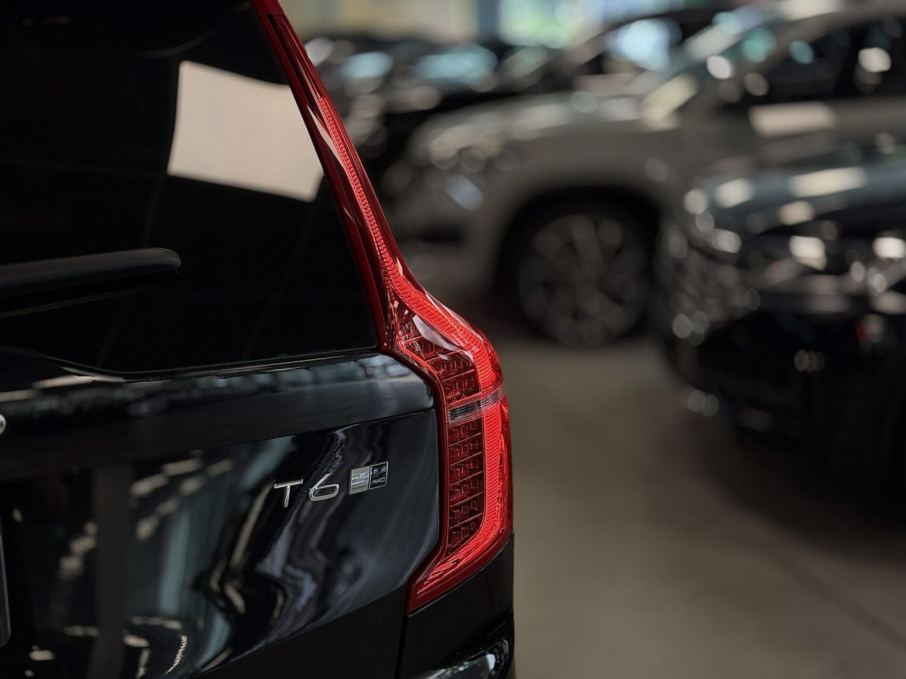 Volvo XC90 | 10