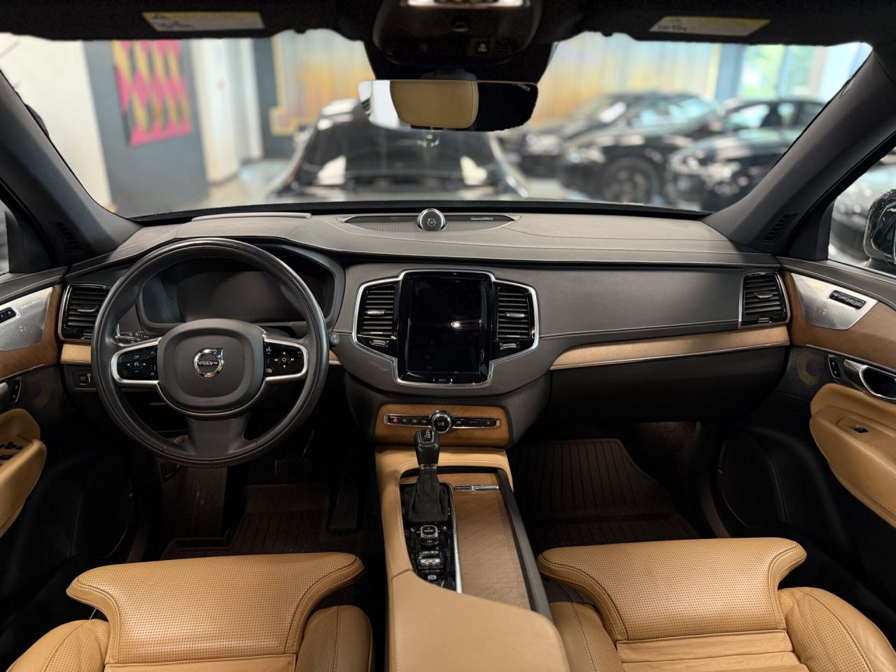 Volvo XC90 | 19