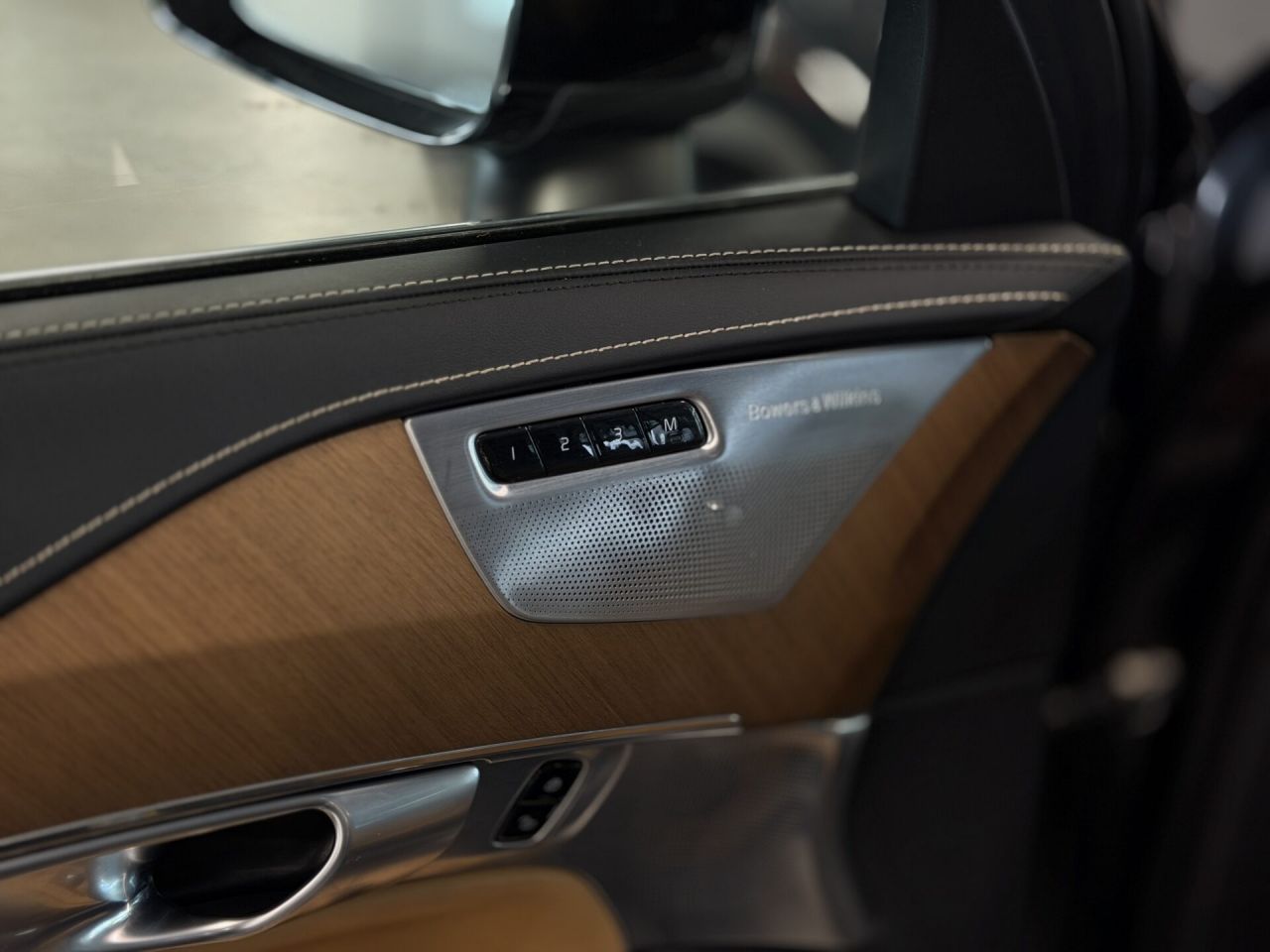 Volvo XC90 | 18