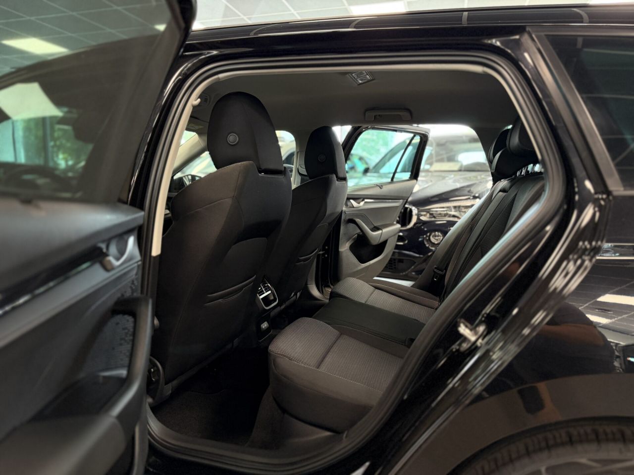 Skoda Octavia | 12