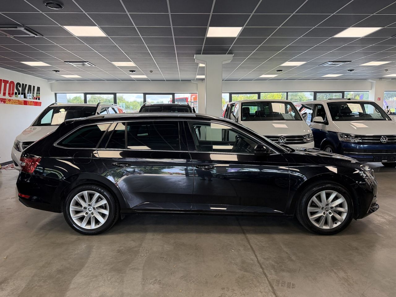 Skoda Superb | 28