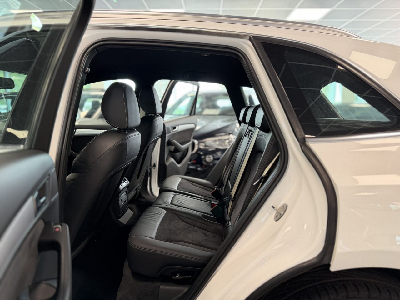 Audi Q5 | 23
