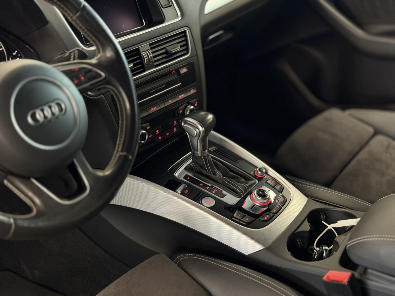 Audi Q5 | 22