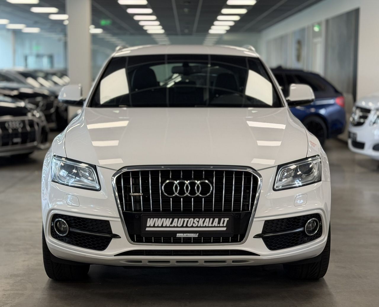 Audi Q5 | 32