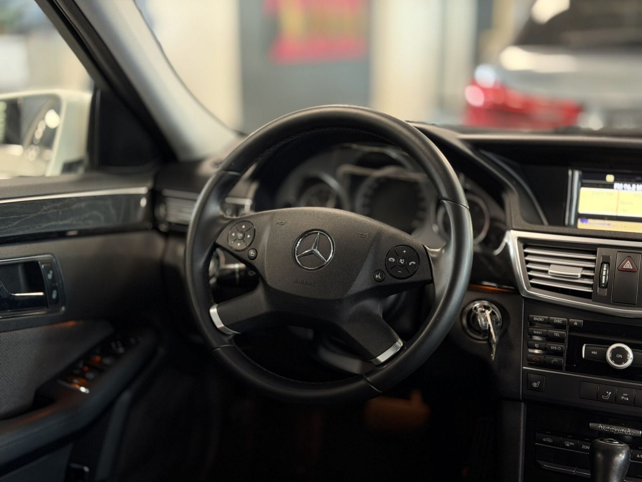 Mercedes-Benz E250 | 11