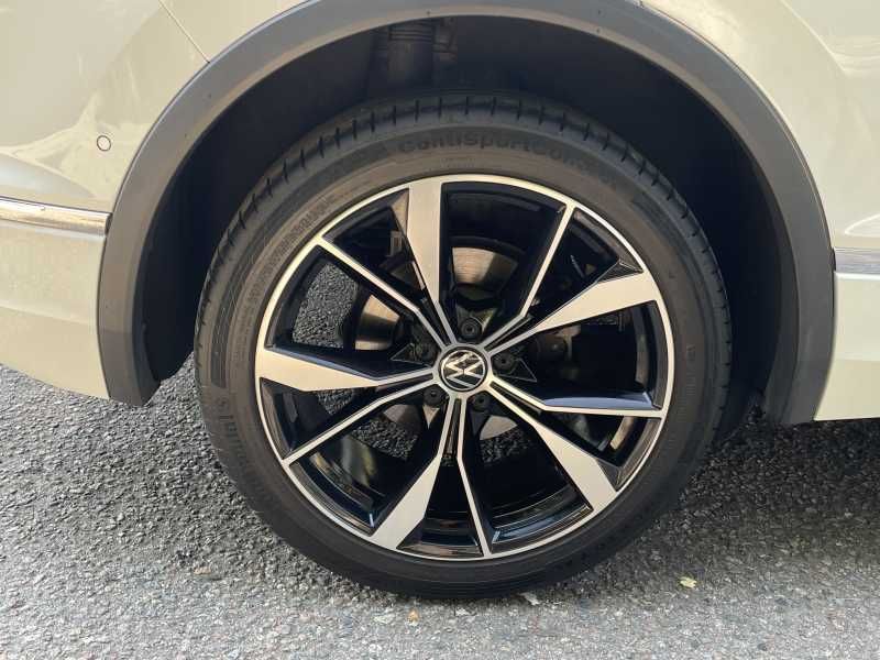 Volkswagen Tiguan | 21