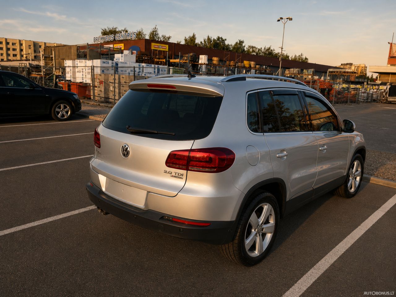 Volkswagen Tiguan | 2