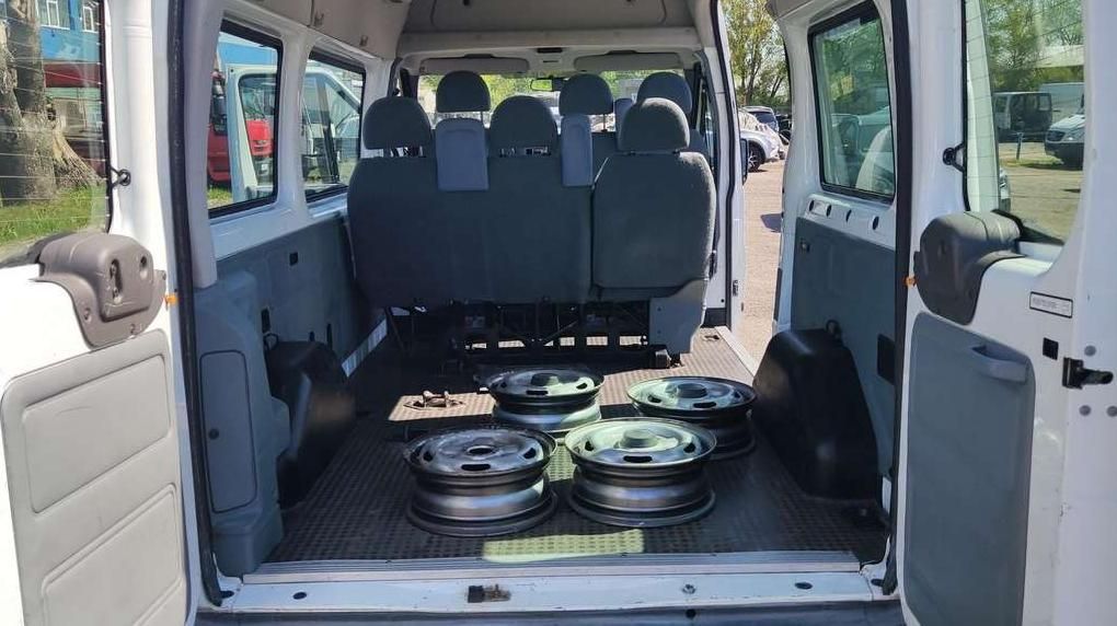 Ford Transit | 18