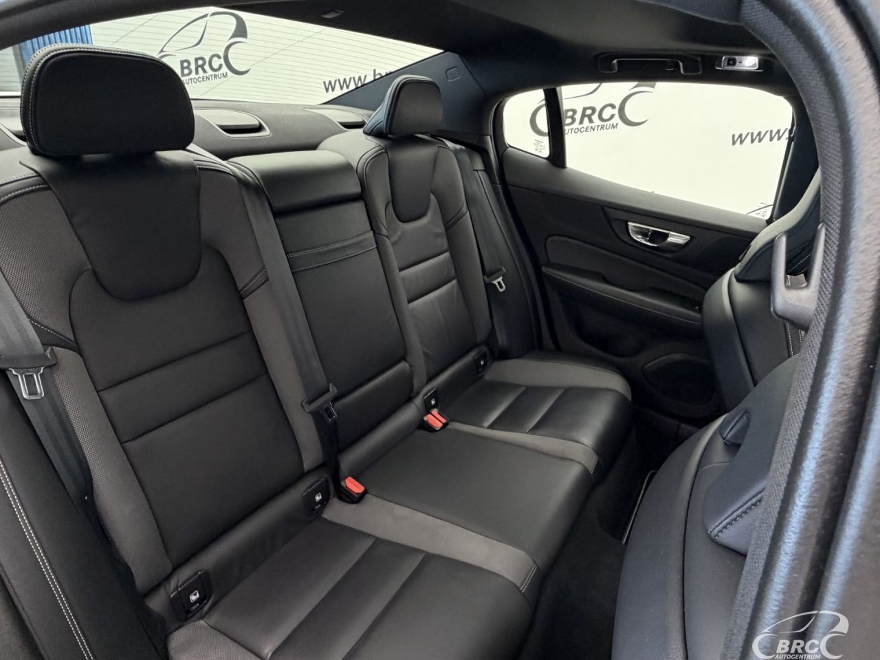 Volvo S60 | 12