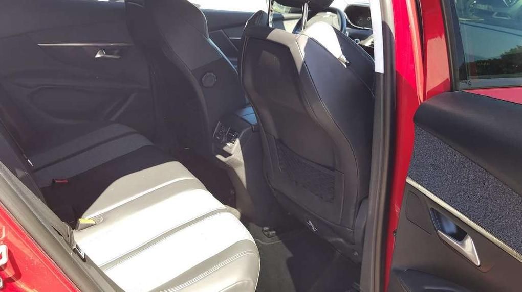 Peugeot 3008 | 15