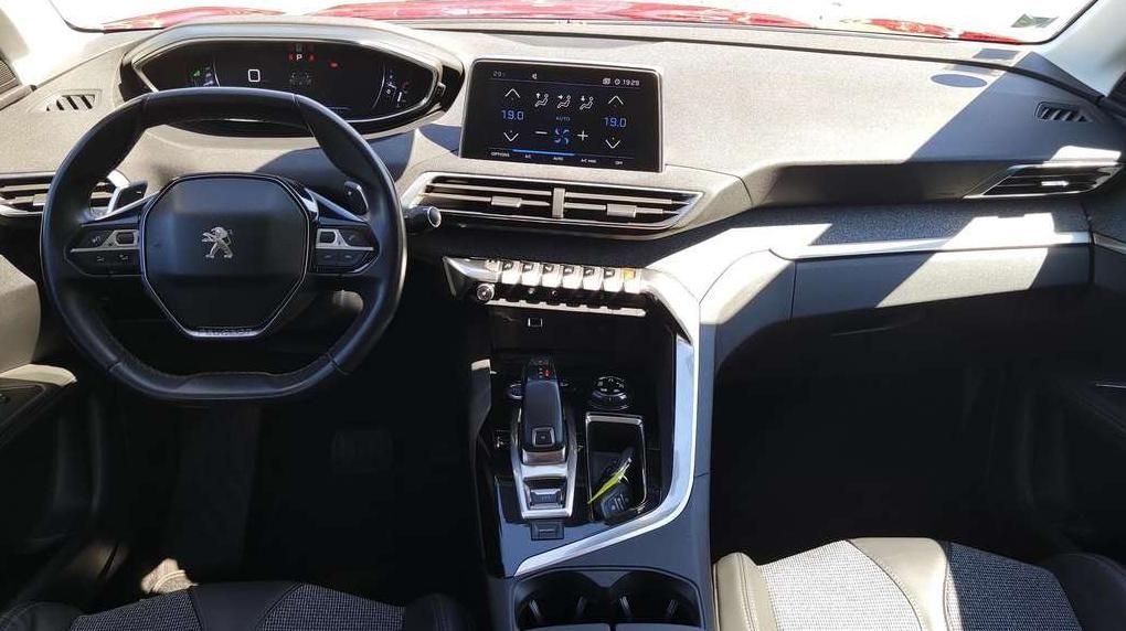 Peugeot 3008 | 10