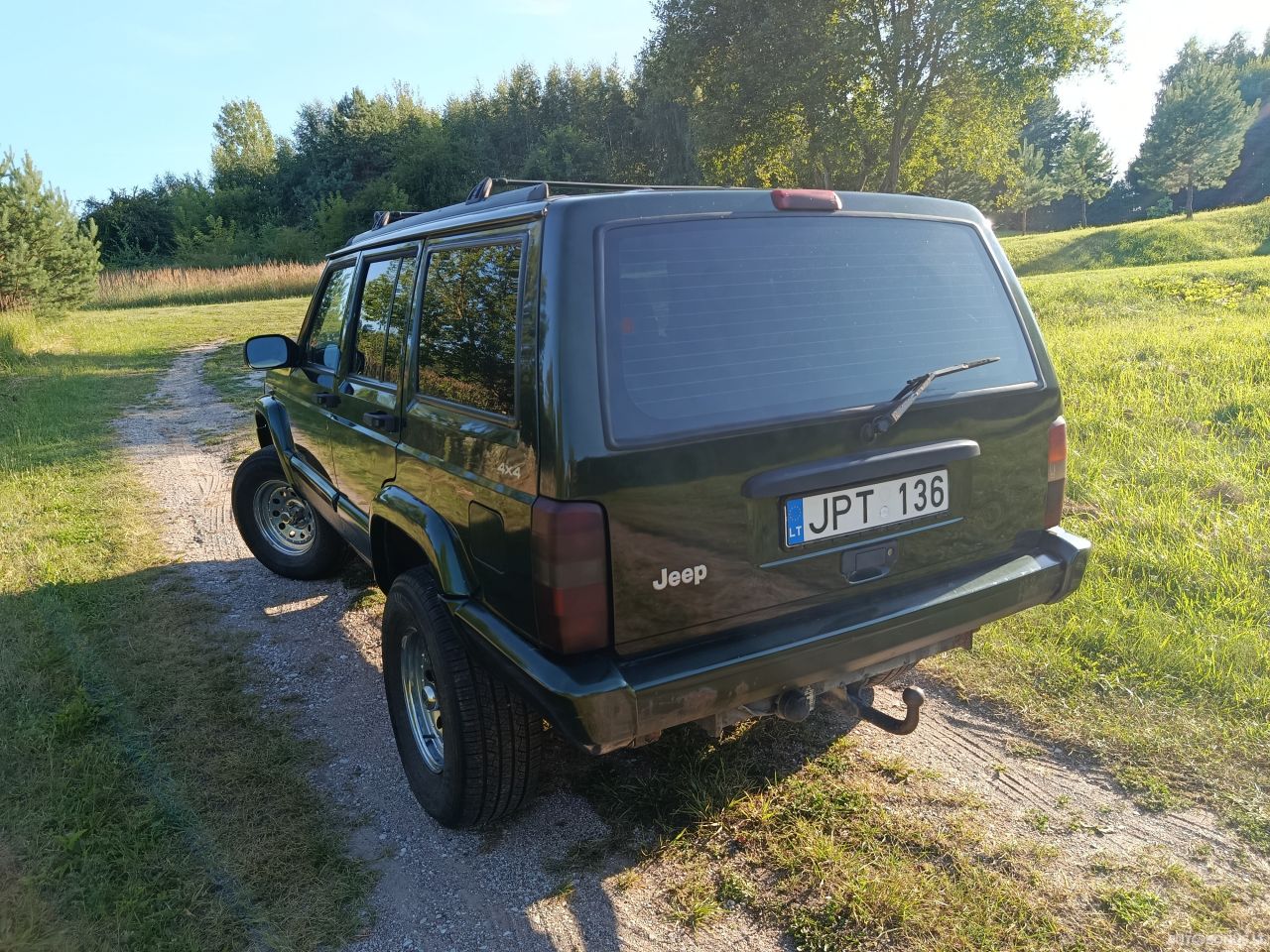 Jeep Cherokee | 6