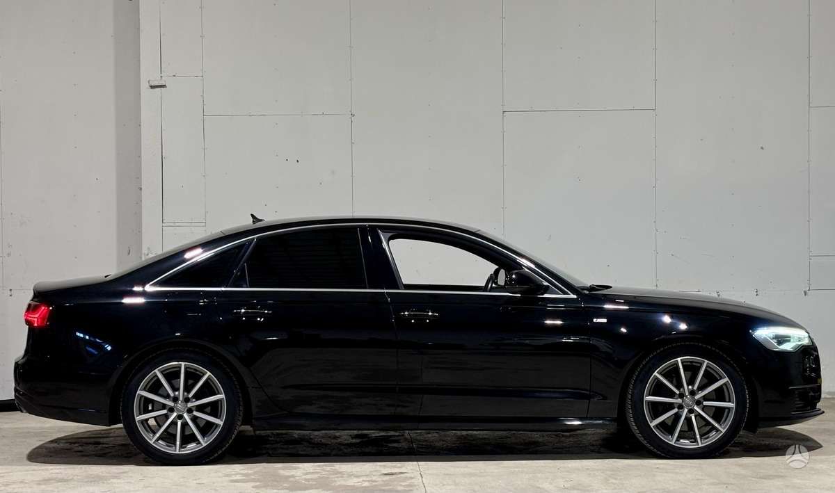 Audi A6 | 4
