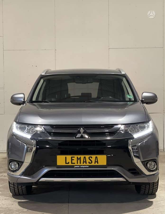 Mitsubishi Outlander | 1