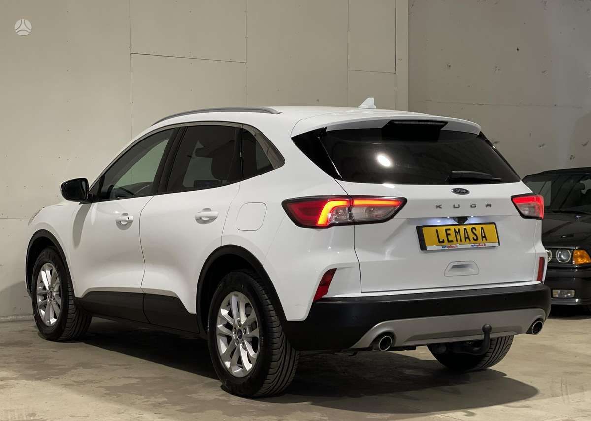 Ford Kuga | 3