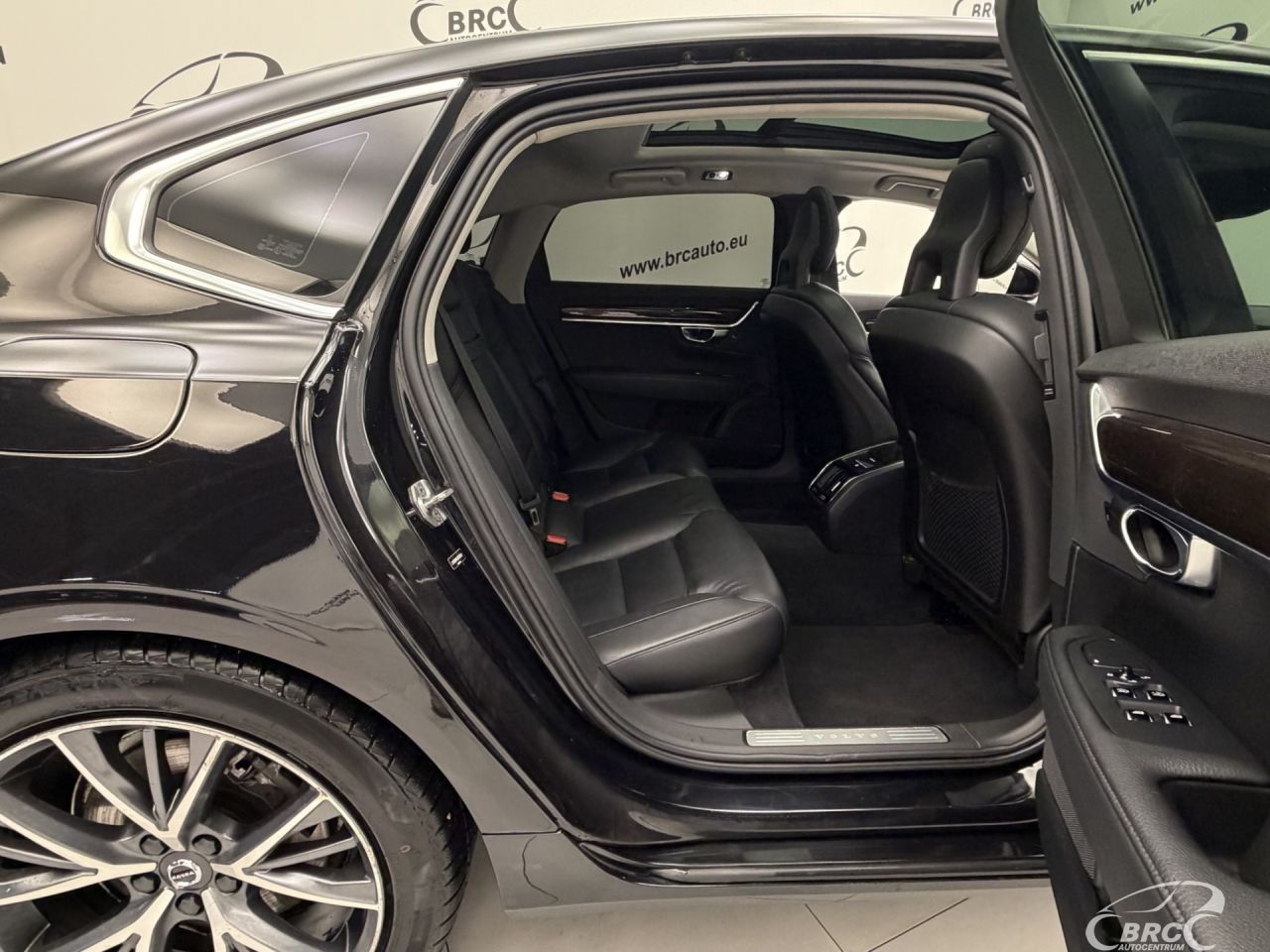 Volvo S90 | 9