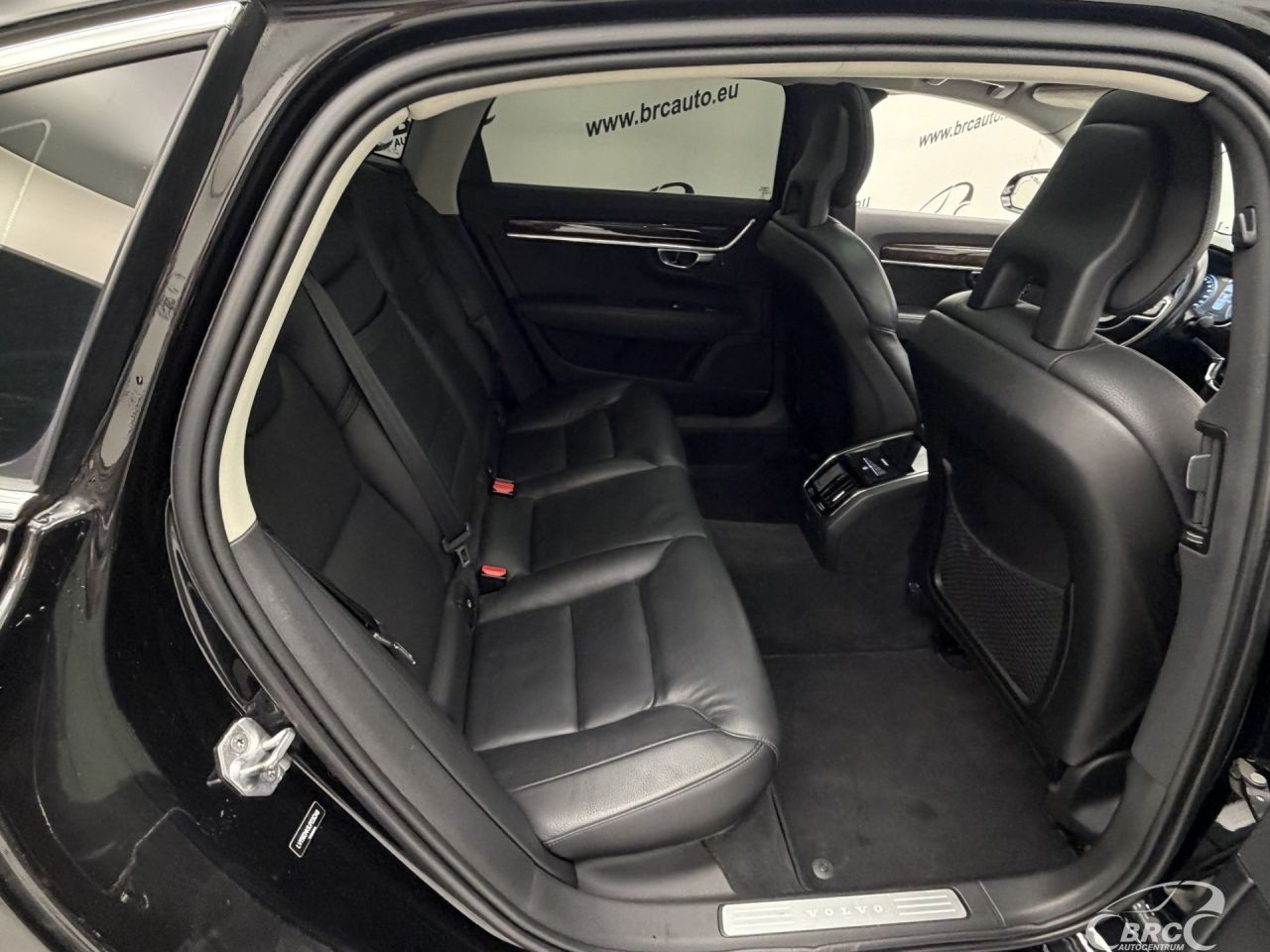 Volvo S90 | 10