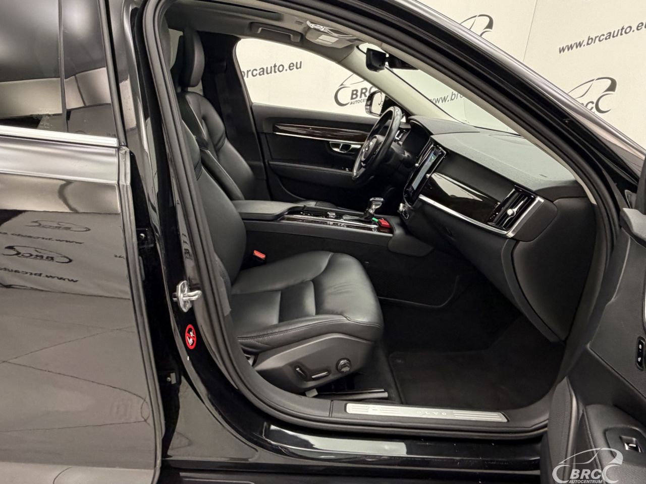 Volvo S90 | 3