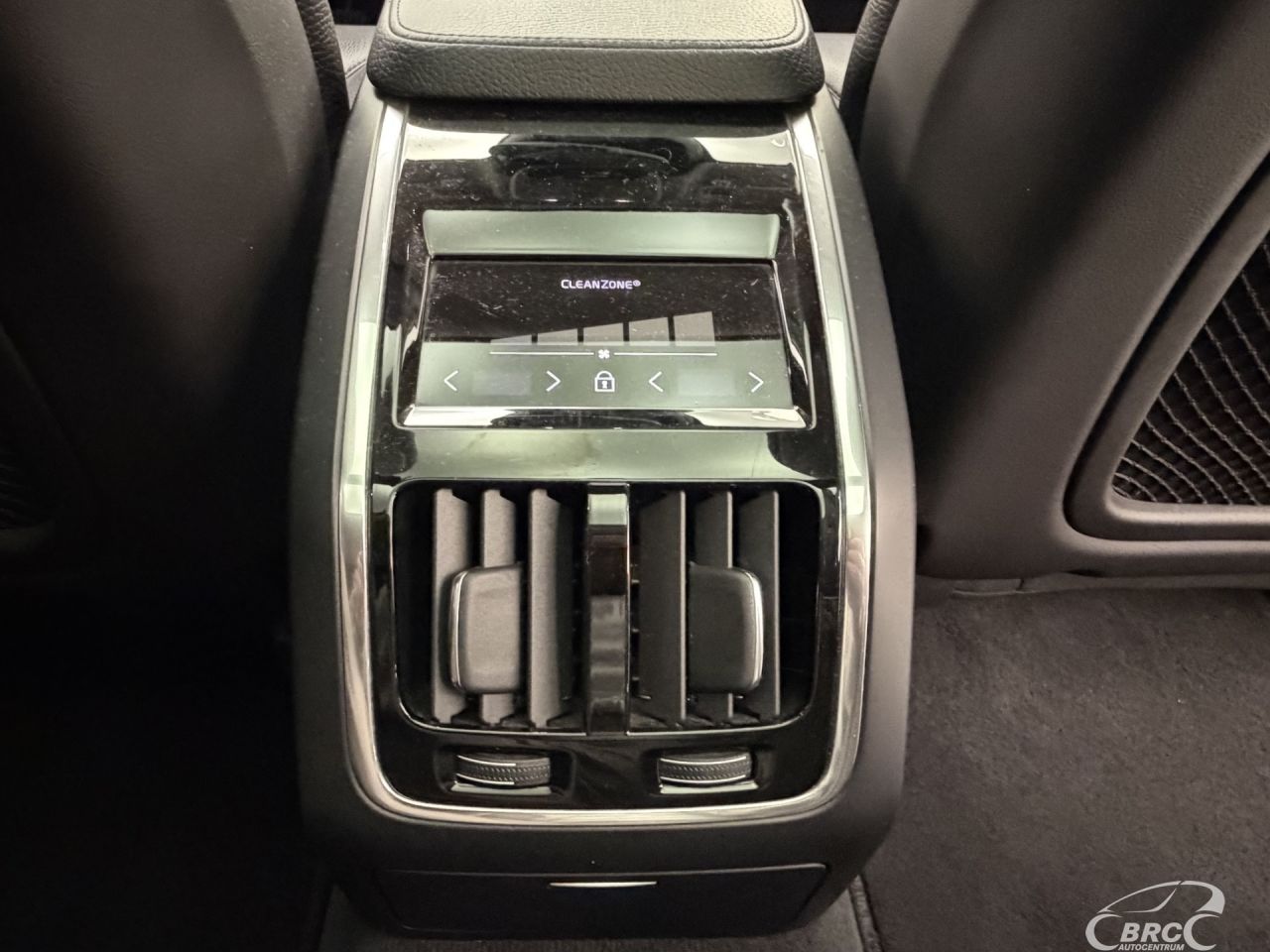 Volvo S90 | 15