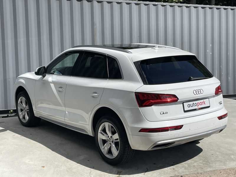 Audi Q5 | 3