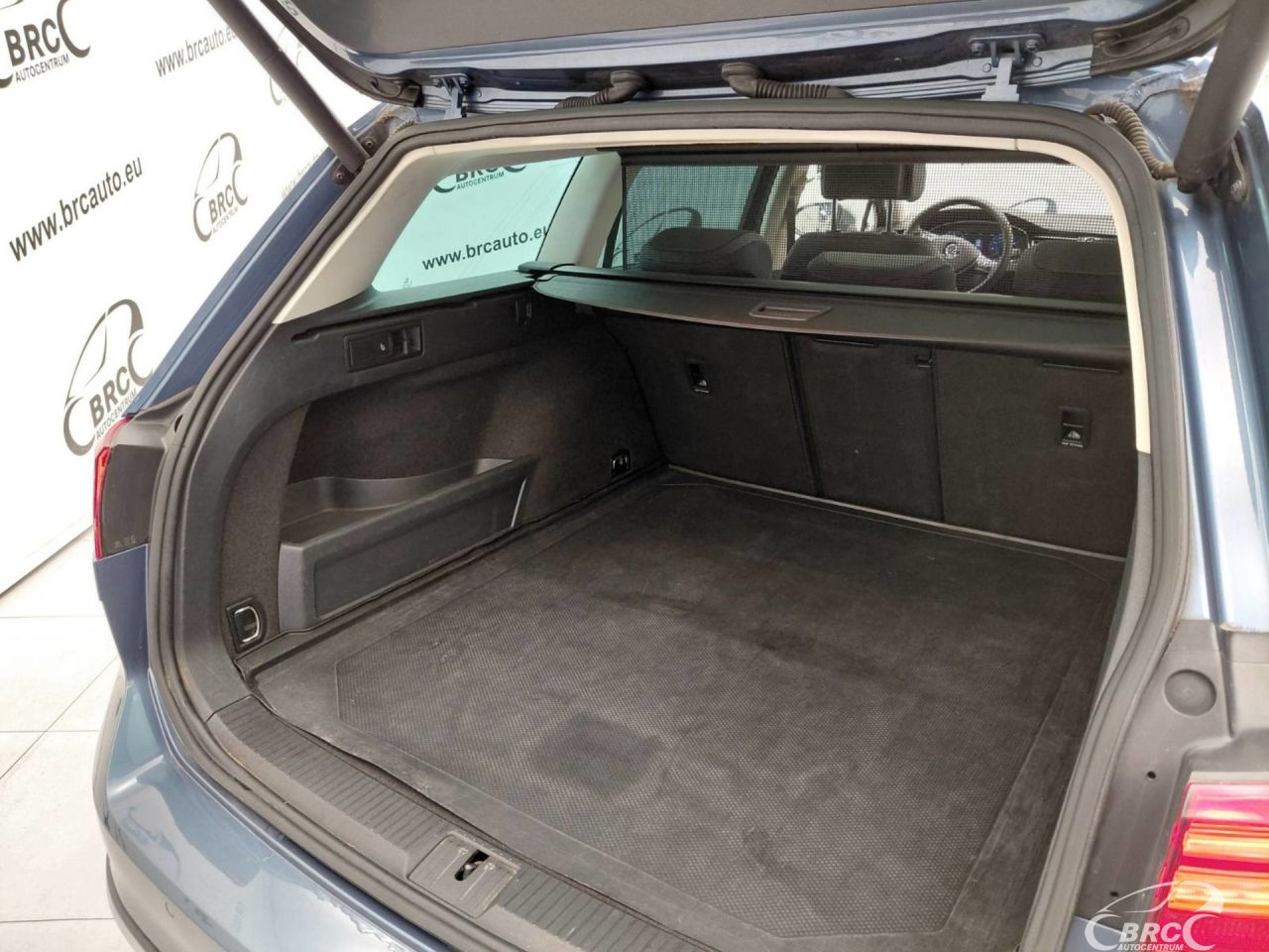 Volkswagen Passat | 14