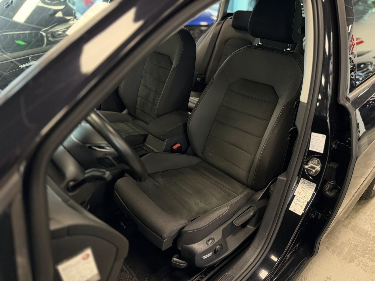 Volkswagen Golf | 19