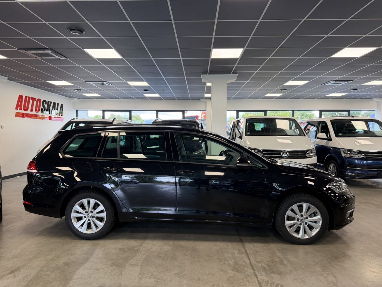 Volkswagen Golf | 32