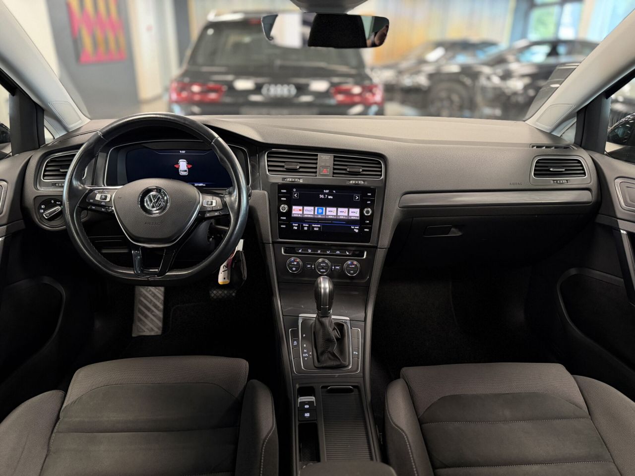 Volkswagen Golf | 5