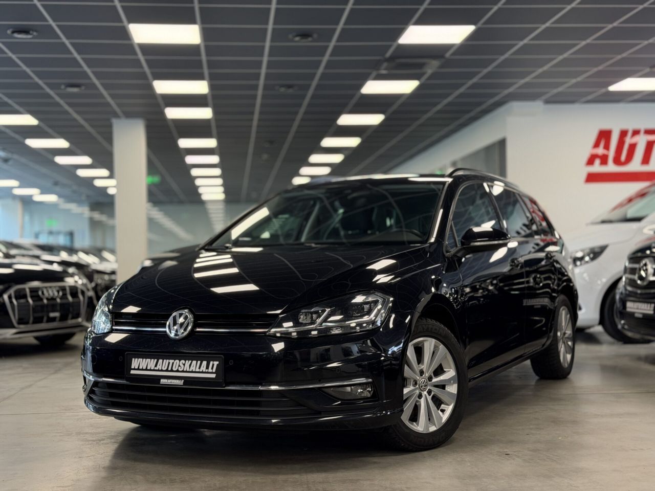 Volkswagen Golf | 28