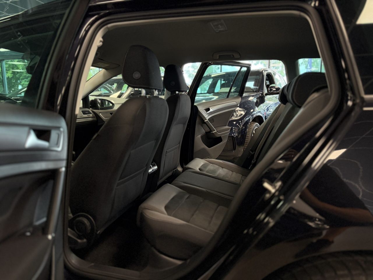 Volkswagen Golf | 6