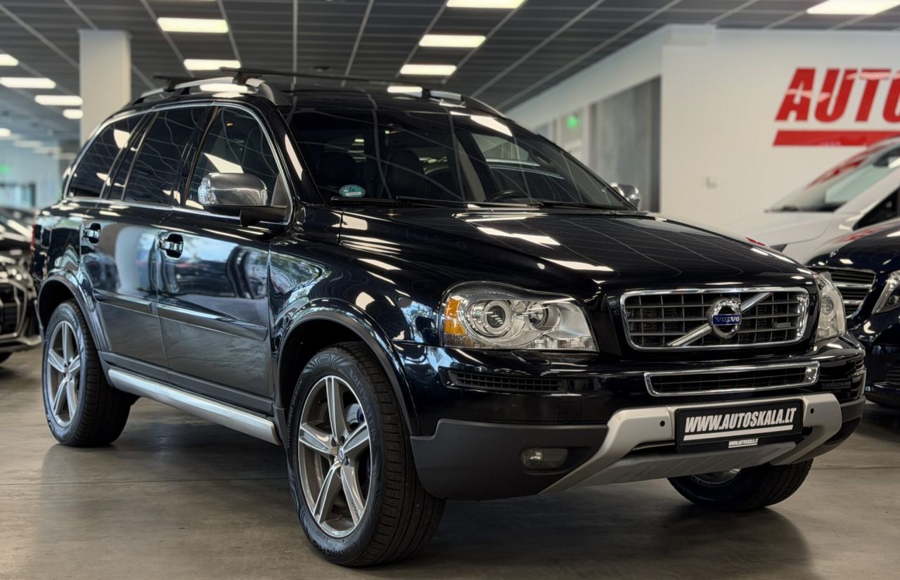 Volvo XC90 | 11