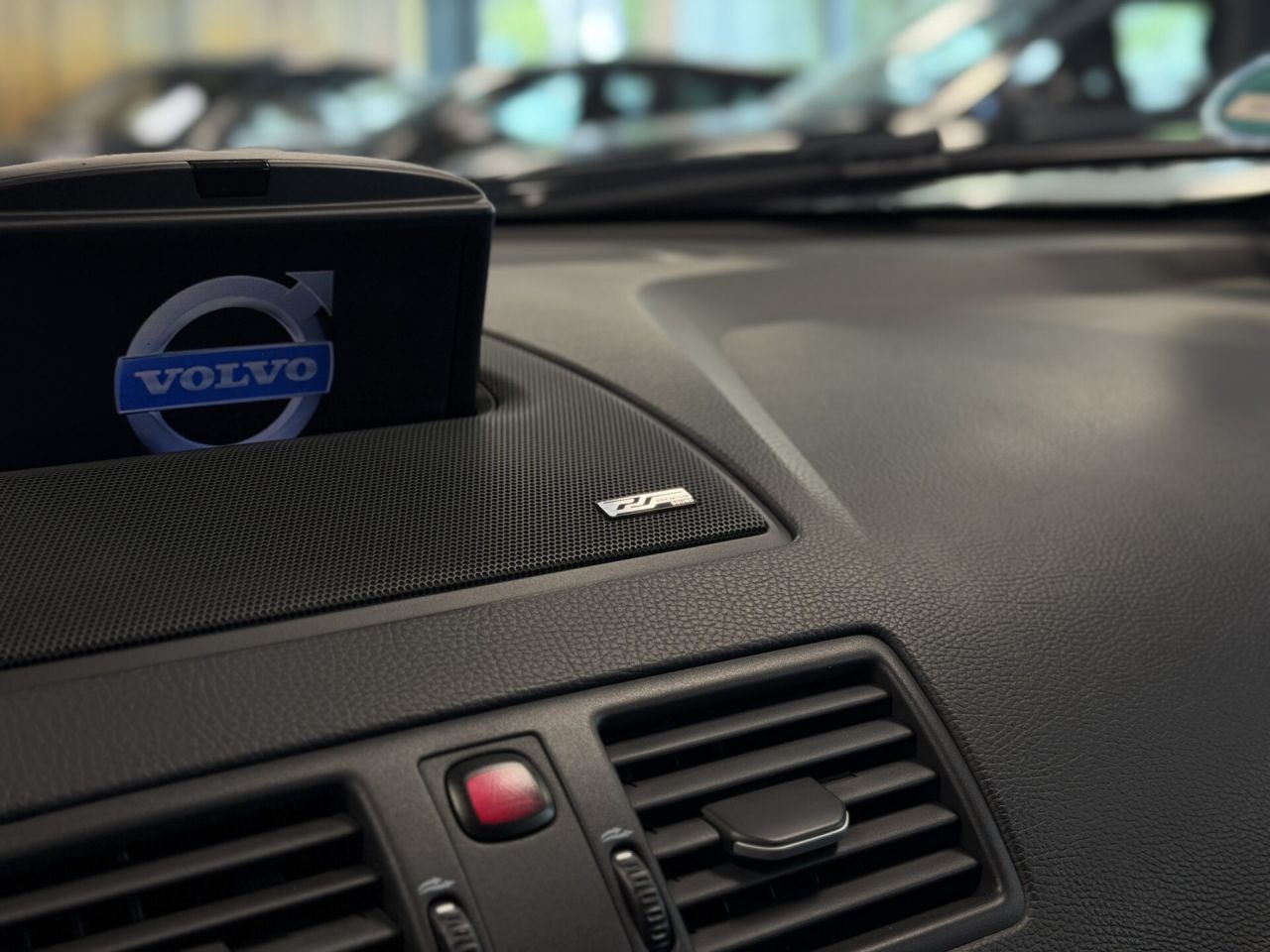 Volvo XC90 | 22