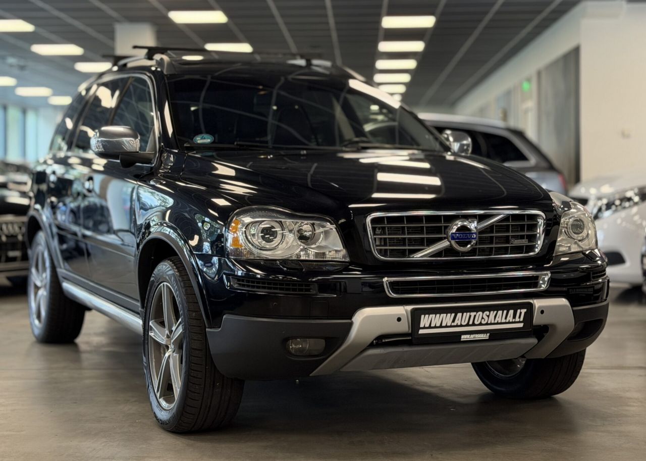 Volvo XC90 | 12