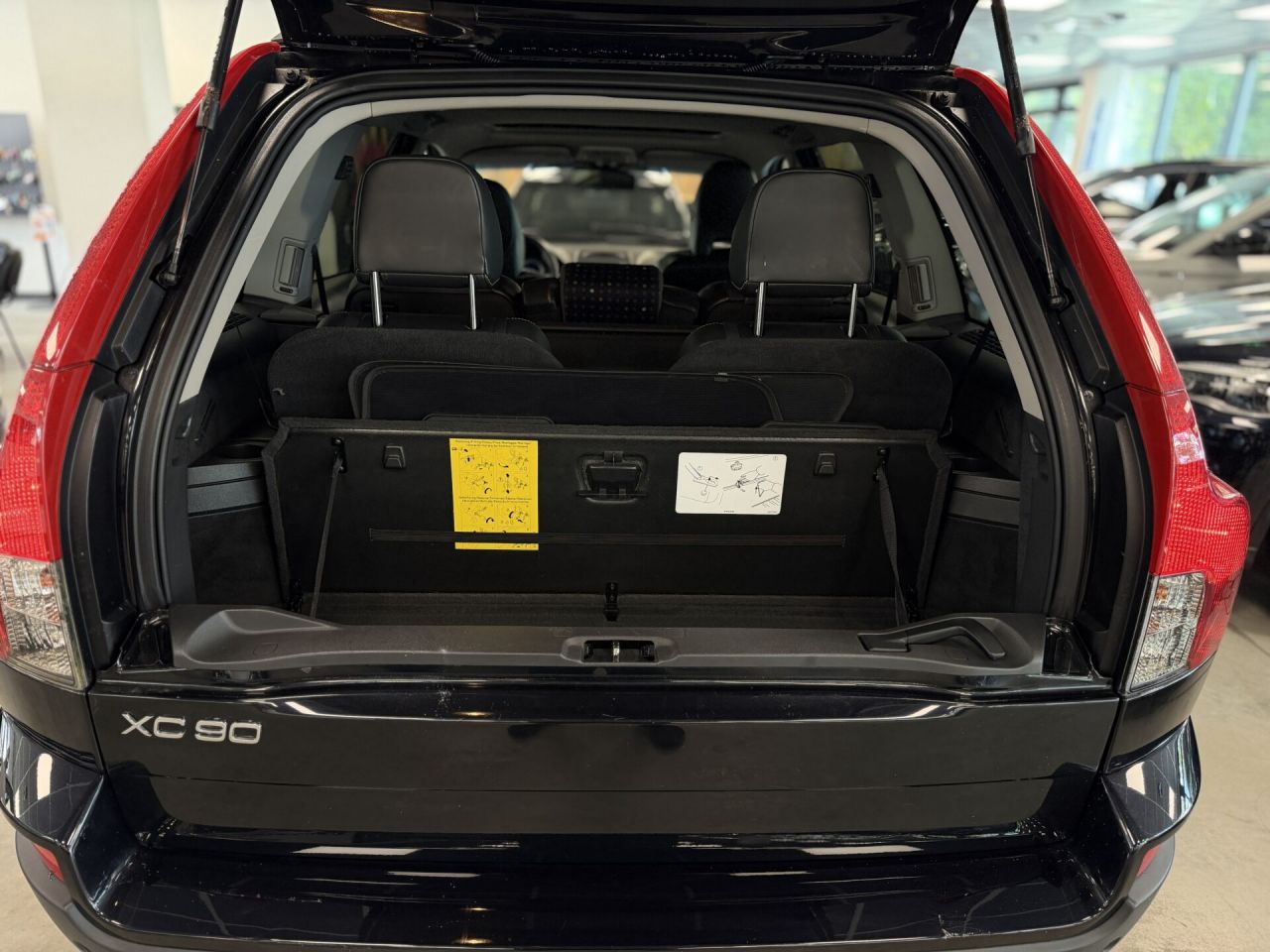 Volvo XC90 | 29