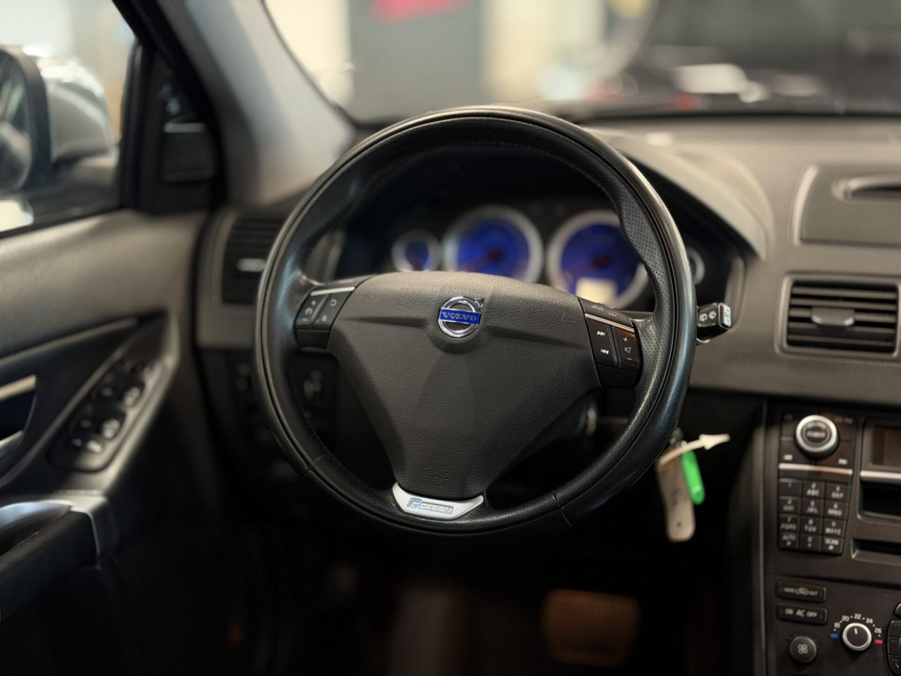 Volvo XC90 | 17