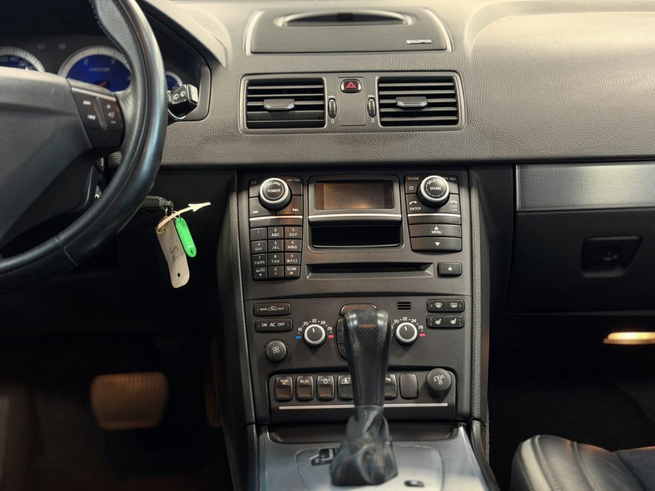 Volvo XC90 | 16