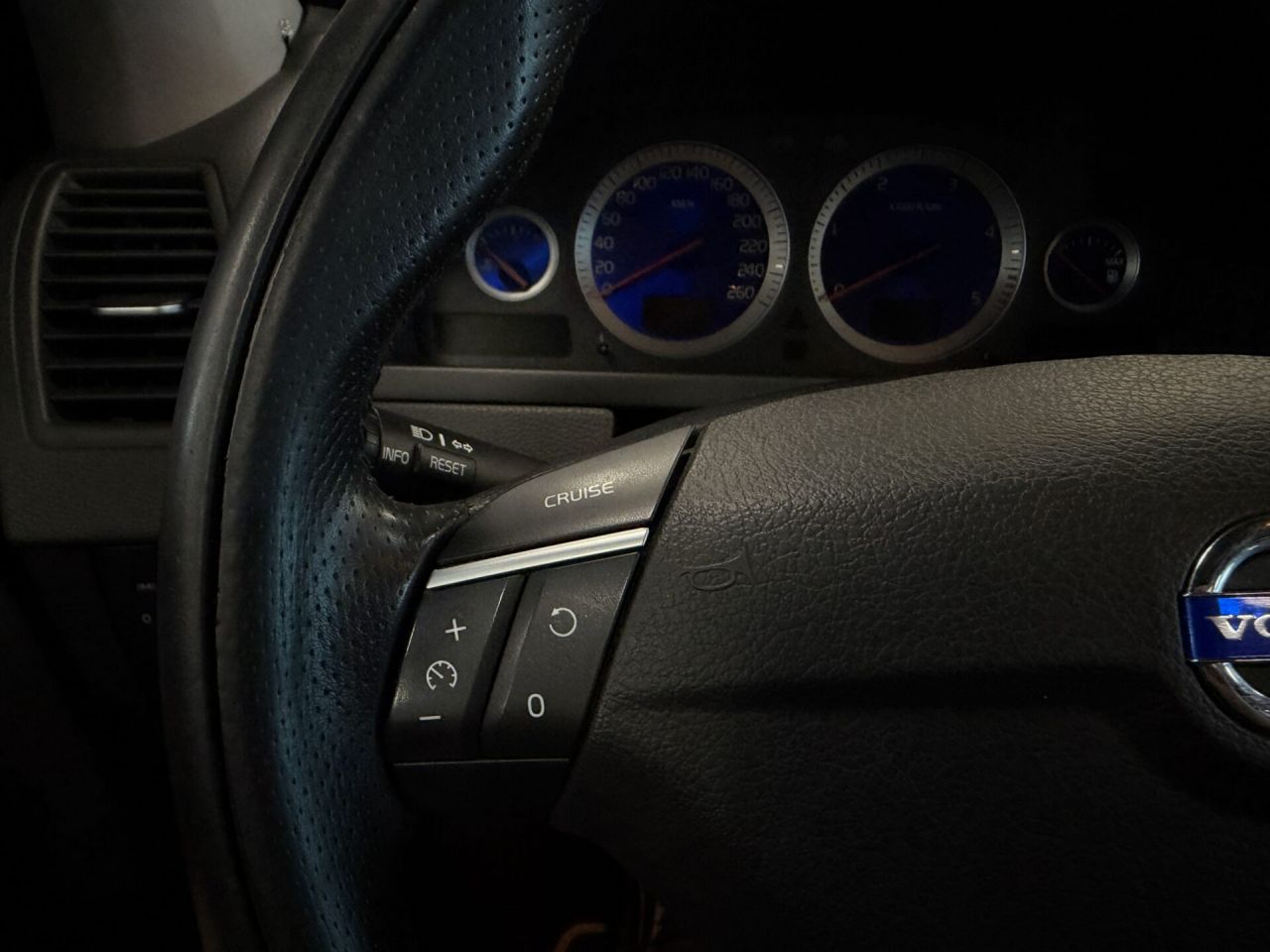 Volvo XC90 | 44