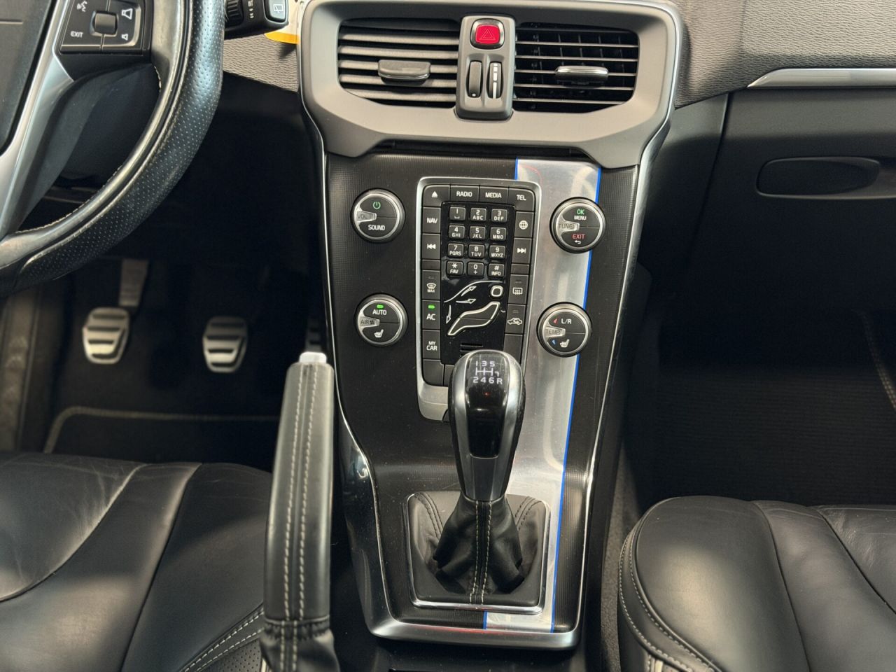 Volvo V40 | 15