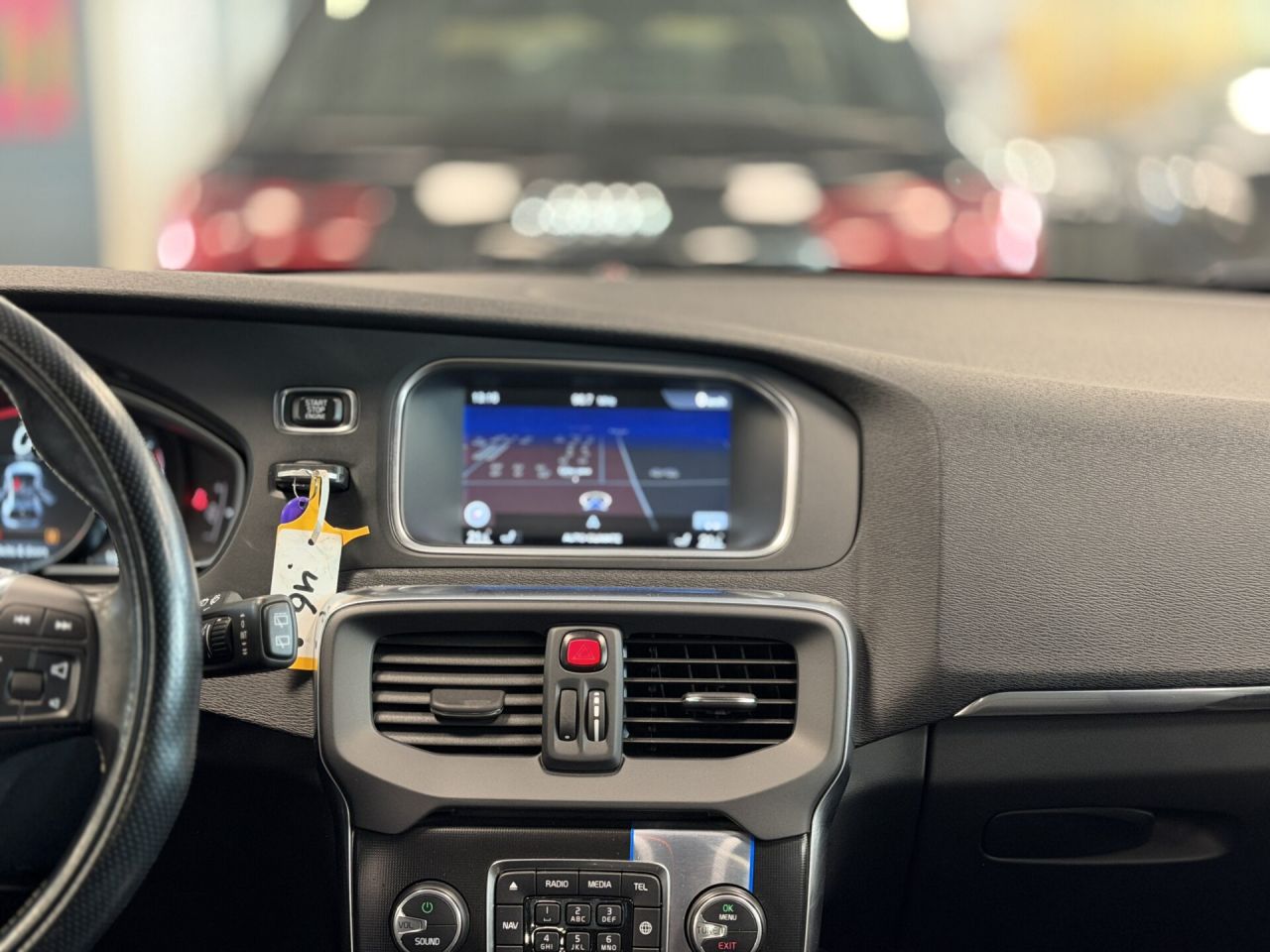Volvo V40 | 11