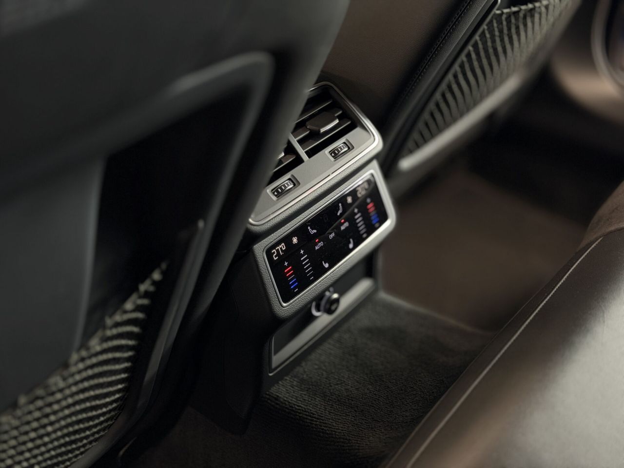 Audi A6 | 24