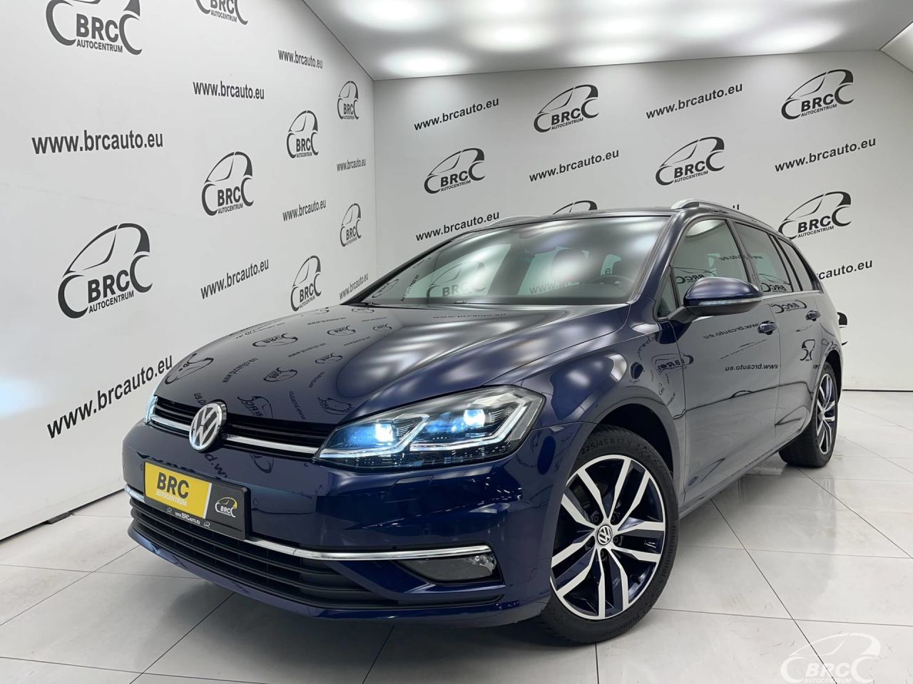 Volkswagen Golf | 1