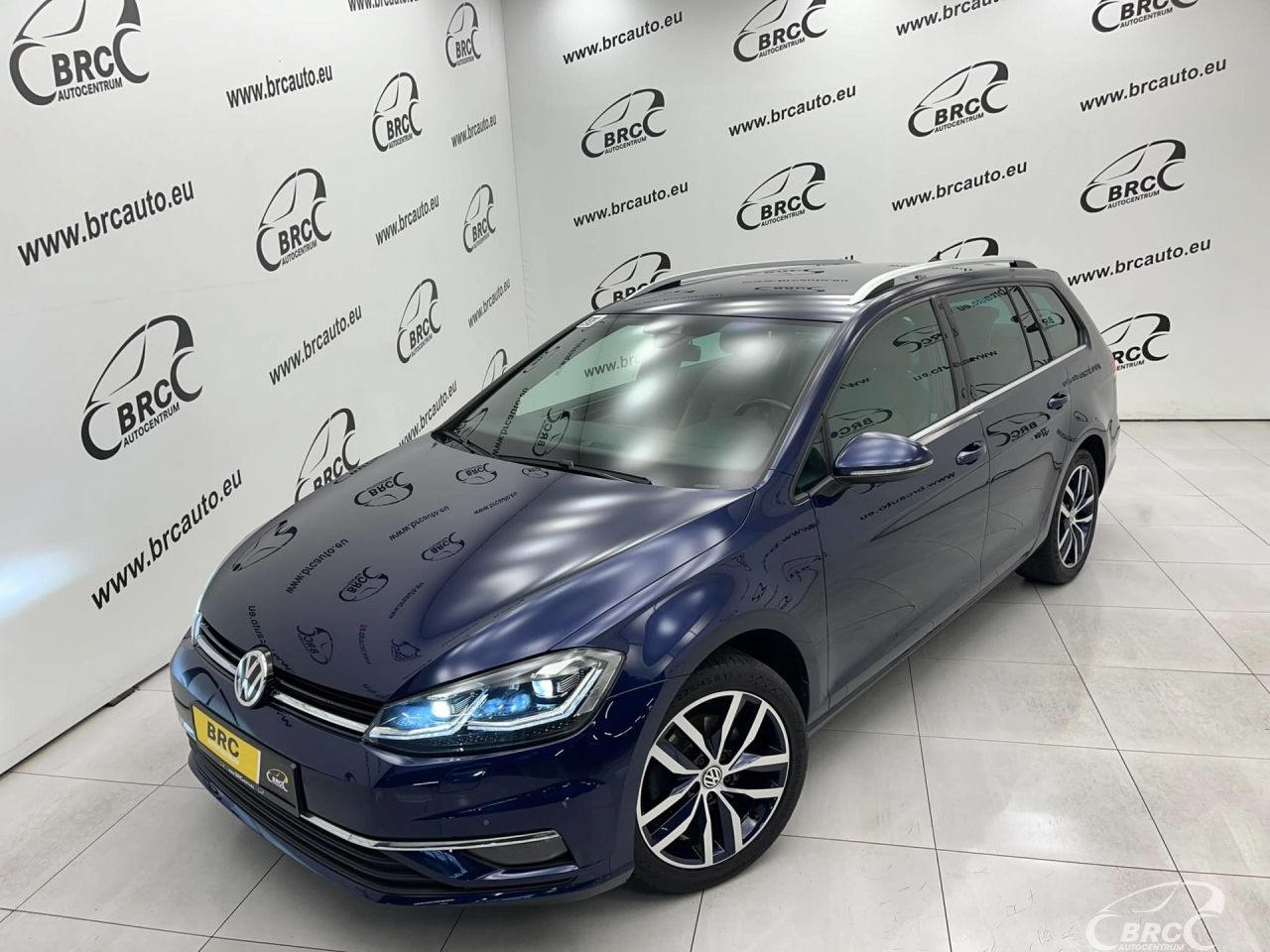 Volkswagen Golf | 2