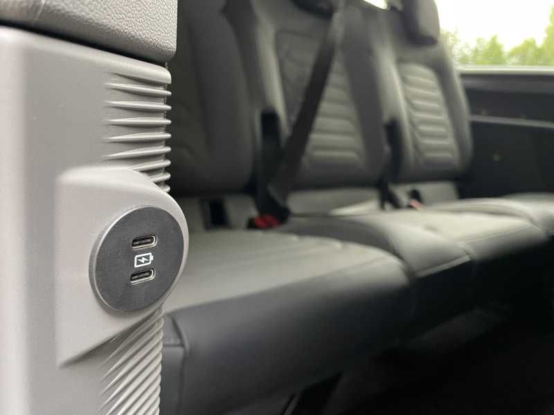 Volkswagen Caravelle | 10