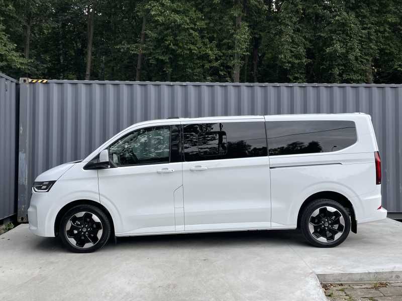 Volkswagen Caravelle | 6