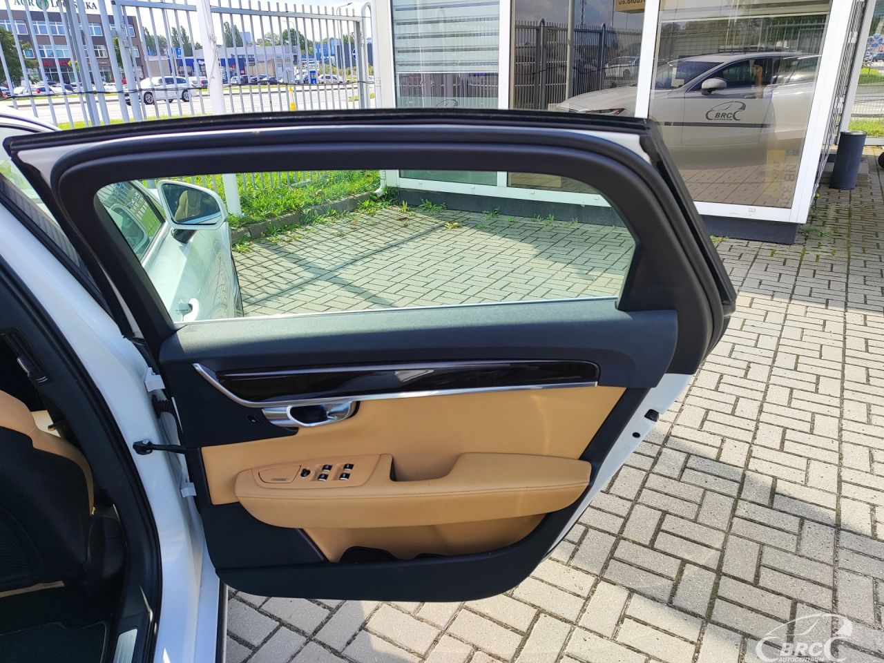 Volvo S90 | 8