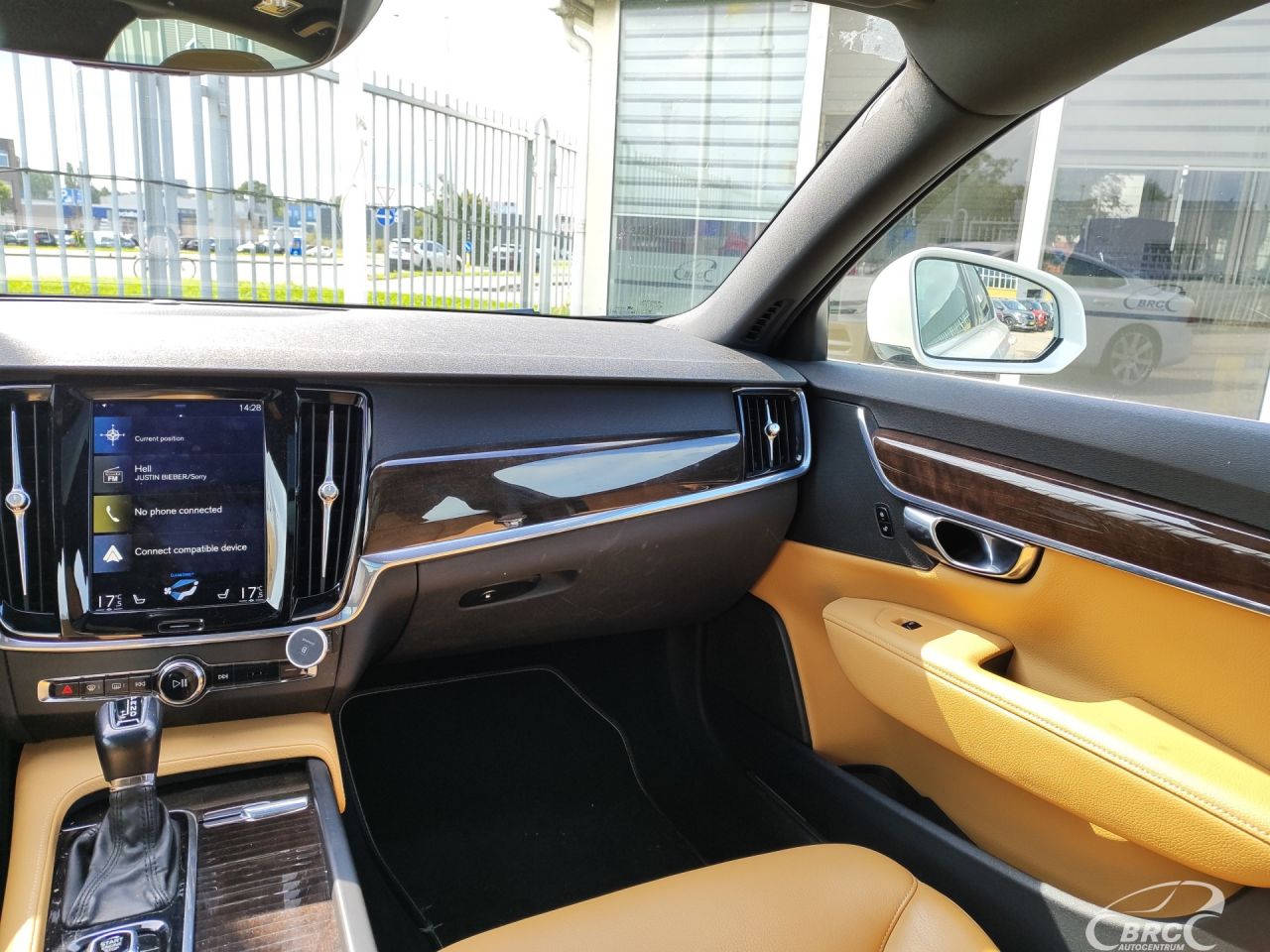 Volvo S90 | 4
