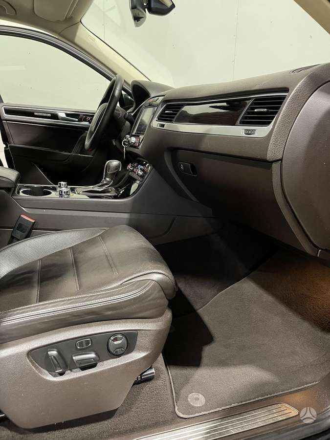 Volkswagen Touareg | 4