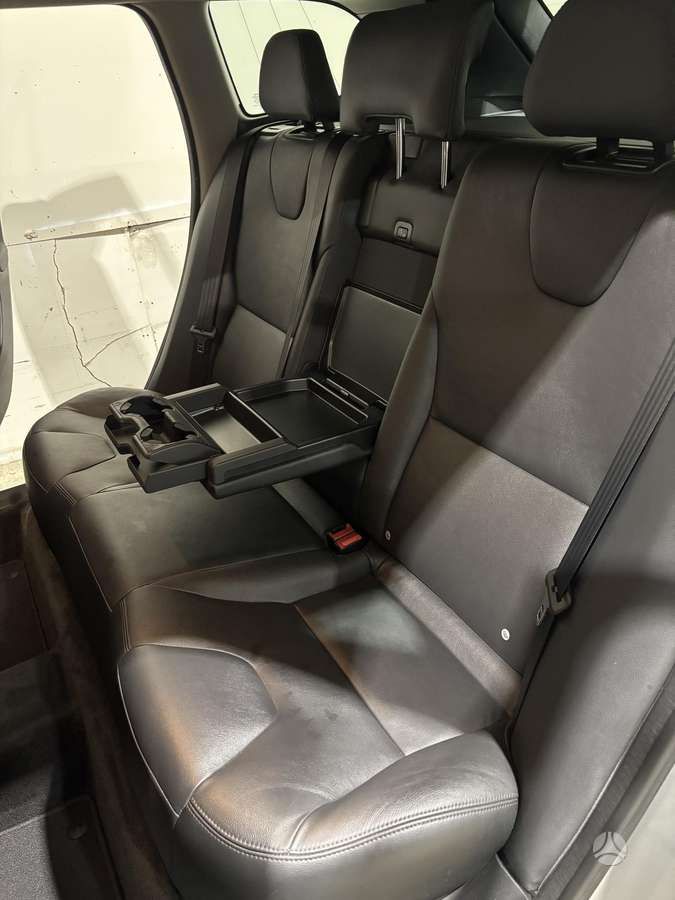 Volvo XC60 | 6